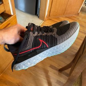 Nike React Infinity Run Flyknit 2 (Ridge-Rock) Ct2357-200 Men's size 8.5